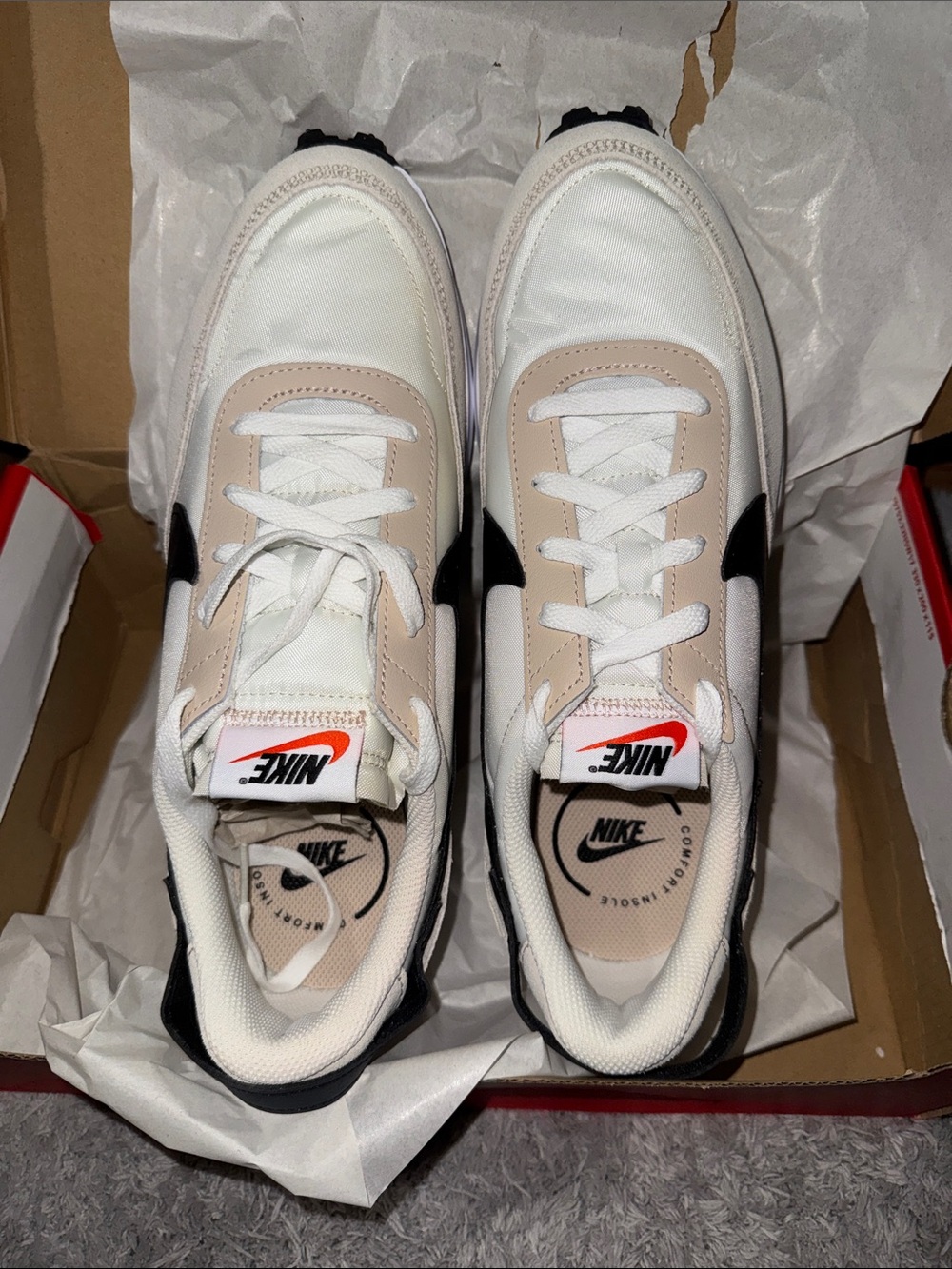 NEW Nike W Waffle Debut Sneakers